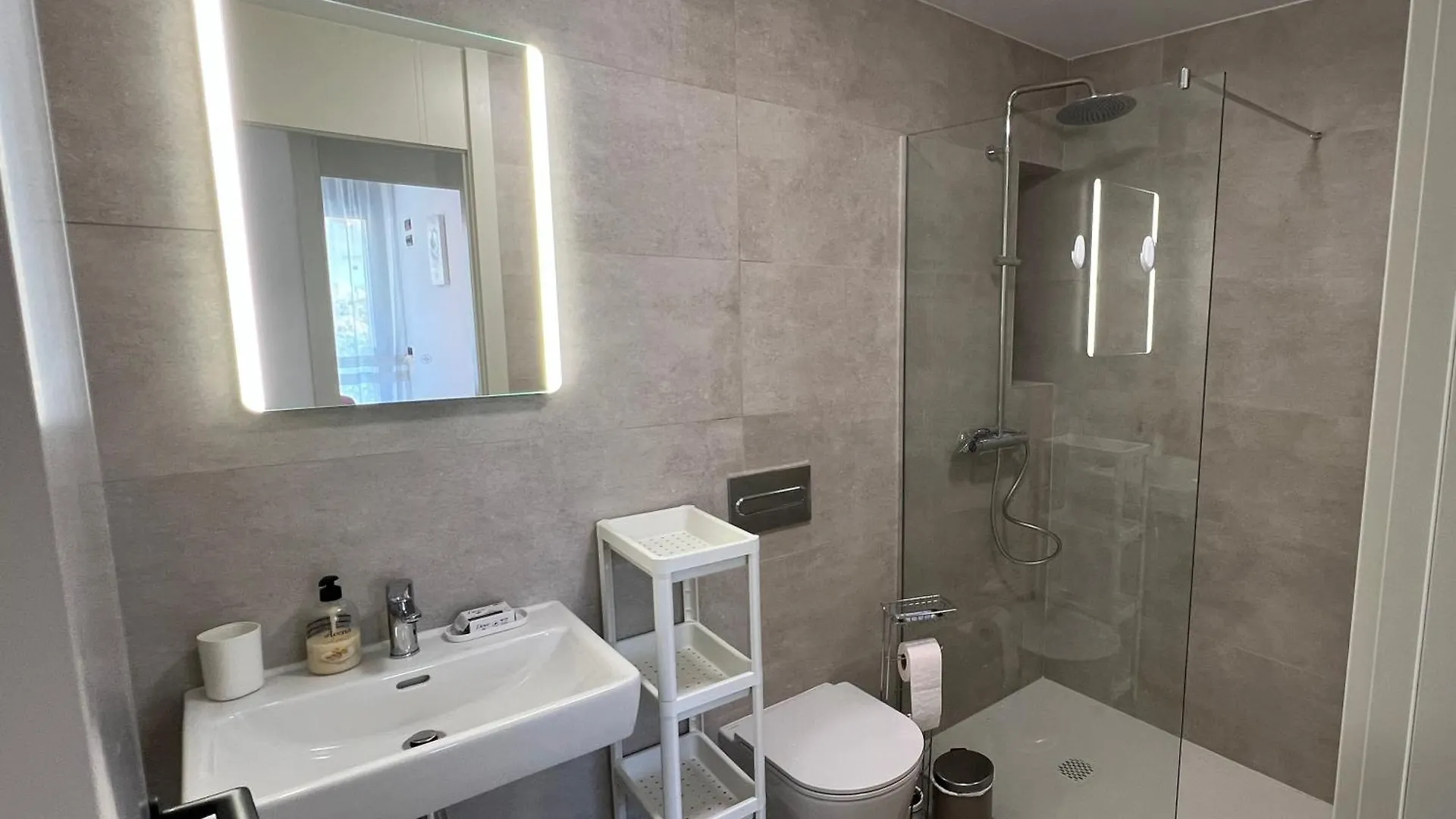 Atlantic Home - Three-Bedroom Premium Apartment Costa Adeje  Costa Adeje (Tenerife)